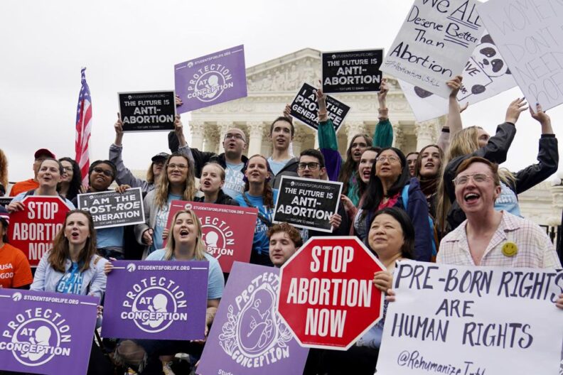 Florida: Revocan licencia a una clínica de abortos