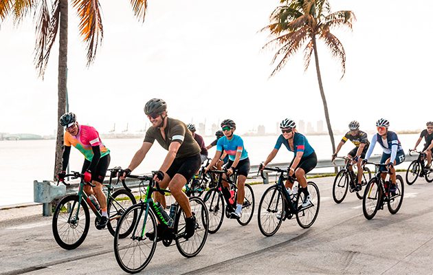 Miami-Dade comenzó plan piloto para proteger a los ciclistas