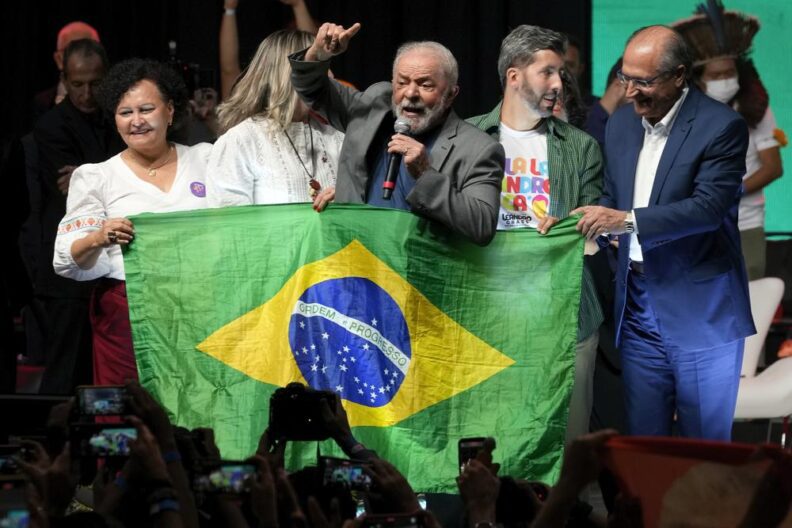 Confirman a Lula como candidato presidencial en Brasil