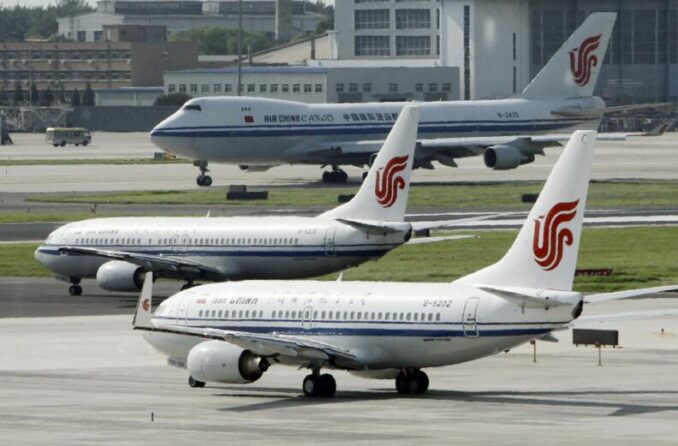 EEUU suspende vuelos de aerolíneas chinas por control COVID