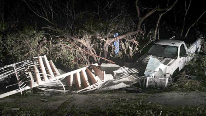 El huracán Ian abrió un camino de destrucción a lo largo de la Florida