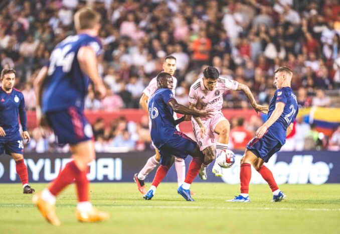 Inter Miami cayó por goleada ante el Chicago Fire y se complica la clasificación a los Playoffs