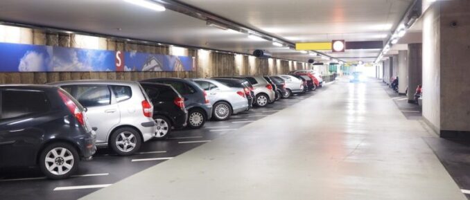 Florida: Promulgan ley contra multas excesivas en estacionamientos privados