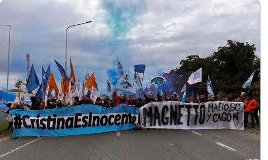 POSTEO X DE MONTENEGRO DESTACADA