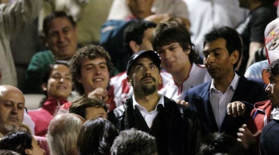 VERON EN LA POPULAR DESTACADA